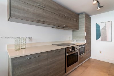 Comprar apartamento no Paraiso Bay Miami 4206