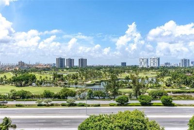 Comprar apartamento en Mystic Pointe 600 1205