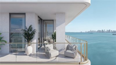 Comprar apartamento en 360 Condo Marina Residences East 902