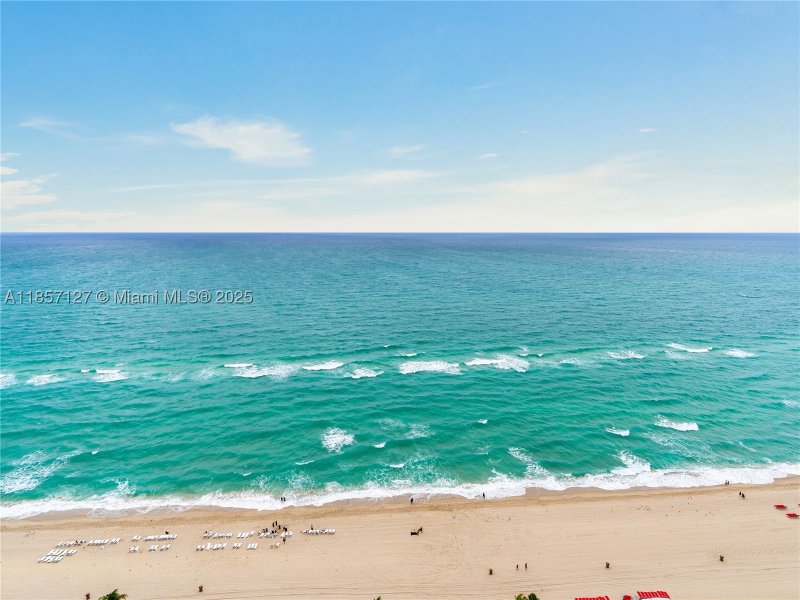Condo for sale at Trump International Sonesta Beach Resort 811