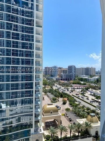 Condo for sale at Trump International Sonesta Beach Resort 811