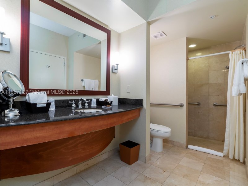 Condo for sale at Trump International Sonesta Beach Resort 811