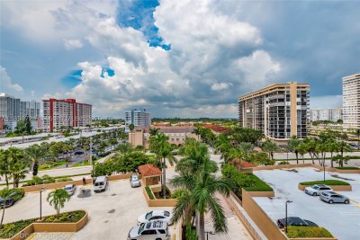 Comprar apartamento no 2080 Ocean Drive 602