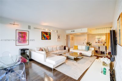 Comprar apartamento no 2000 Williams Island 710