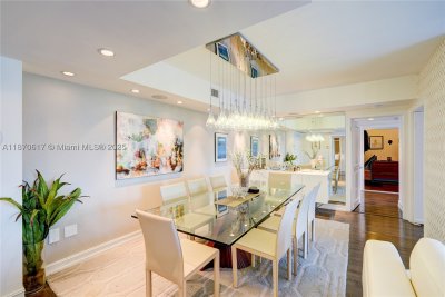 Comprar apartamento no 2000 Williams Island 710