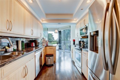 Comprar apartamento no 2000 Williams Island 710