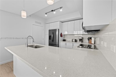 Alquiler de apartamento en Nine at Mary Brickell Village 3304