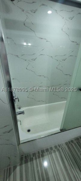 Comprar apartamento en Del Prado South Tower 301