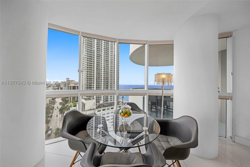 Condo for sale at La Gorce Palace 2107
