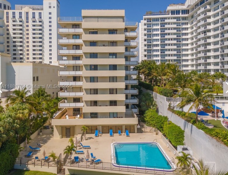 Condo for sale at Georgian 701
