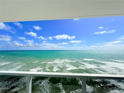 Aluguel de apartamento no Aquarius Towers 1204S