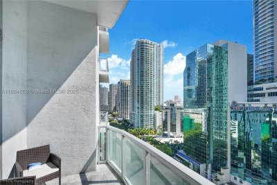 Comprar apartamento no Avenue on Brickell 1060 Tower 1203