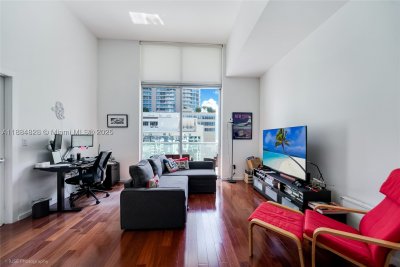 Comprar apartamento no Avenue on Brickell 1060 Tower 1203