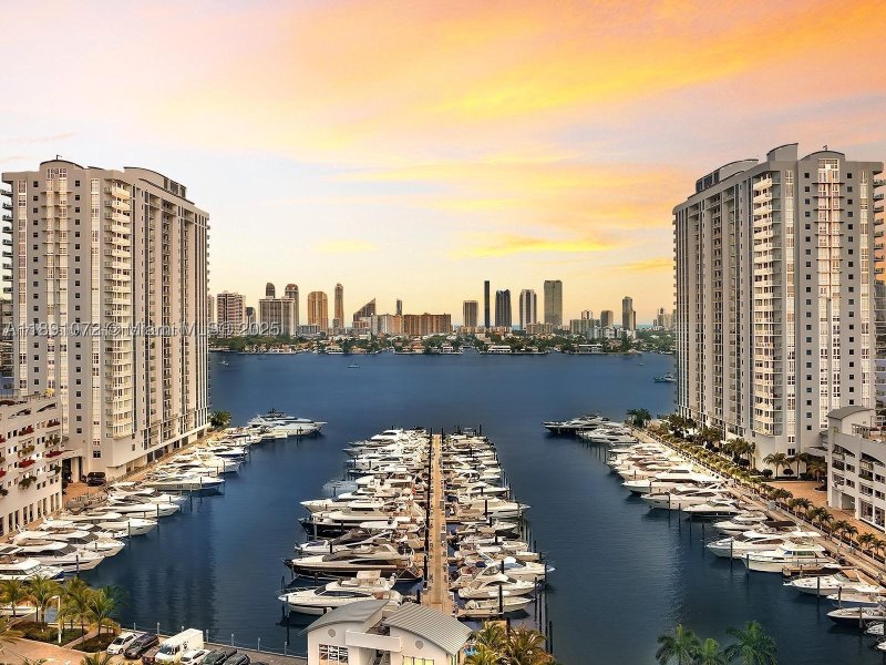 Comprar apartamento en Marina Palms Yacht Club 708