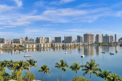 Marina Palms Yacht Club Apt #708