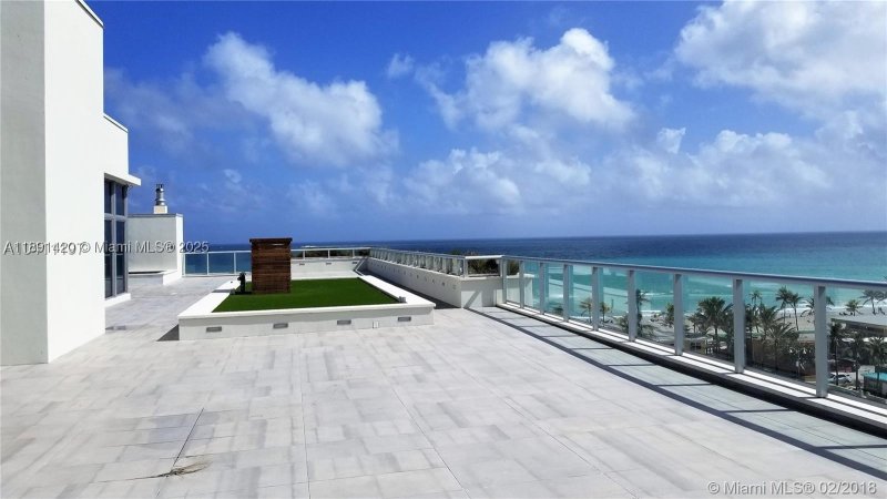 Comprar apartamento en Costa Hollywood N229