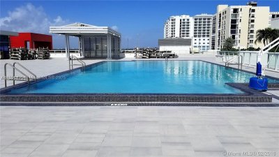 Comprar apartamento no Costa Hollywood N229