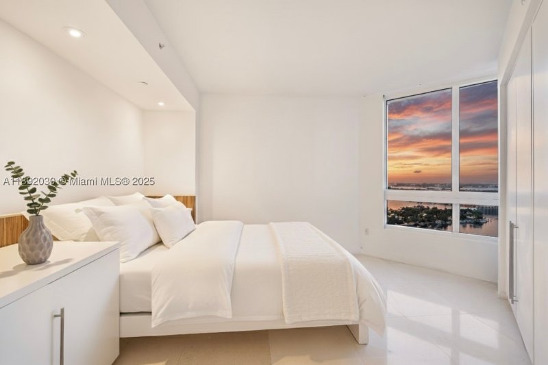 Comprar apartamento en Akoya 2901
