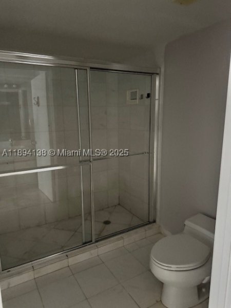 Comprar apartamento en Mystic Pointe 600 802