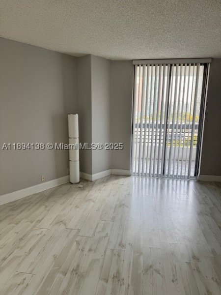 Comprar apartamento en Mystic Pointe 600 802