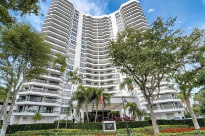 Mystic Pointe 600 Apt #802
