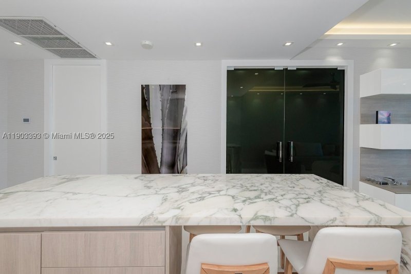 Alquiler de apartamento en Roney Palace PH20