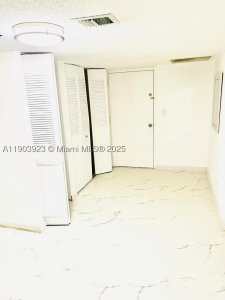 Comprar apartamento en Winston Towers MO-3