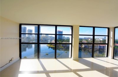 200 Leslie Apt #1124