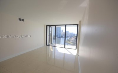 Comprar apartamento no 200 Leslie 1124
