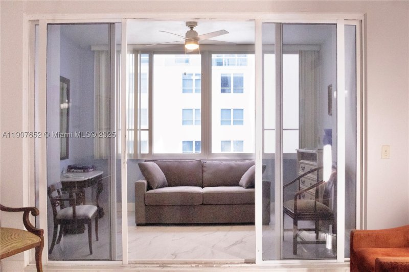 Condo for sale at Carriage Club North 1523
