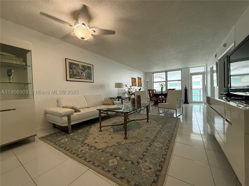 Alquiler de apartamento en 9500 Oceans Condo 1208