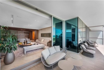 Comprar apartamento no FENDI Chateau Residences 304