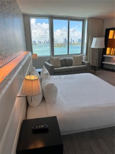 1100 West Condo (Mondrian located) Apt #1206