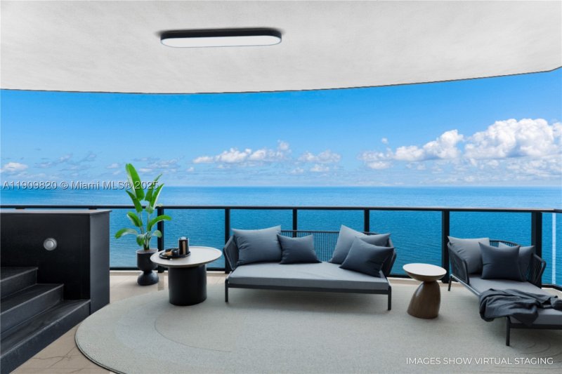 Condo for sale at Porsche Design Tower 3205