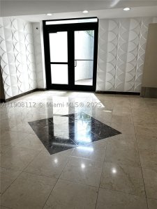 Aluguel de apartamento no Plaza of the Americas 103