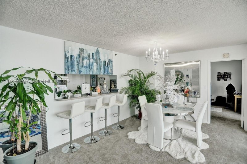 Comprar apartamento en Grandview Palace 2421