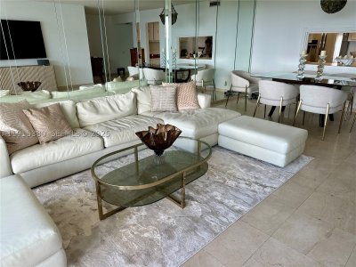 Alquiler de apartamento en Commodore Club South 1004
