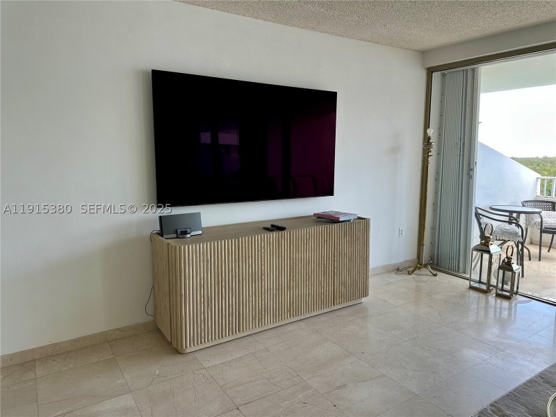 Alquiler de apartamento en Commodore Club South 1004
