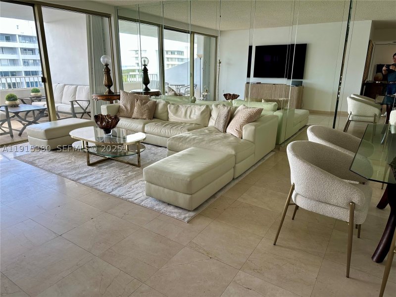 Alquiler de apartamento en Commodore Club South 1004