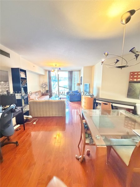 Comprar apartamento no La Perla 1105