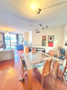 Comprar apartamento no La Perla 1105