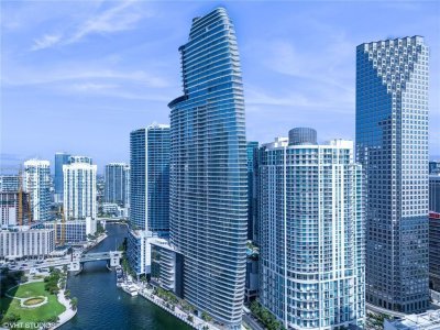 Comprar apartamento no Aston Martin Residences 2508