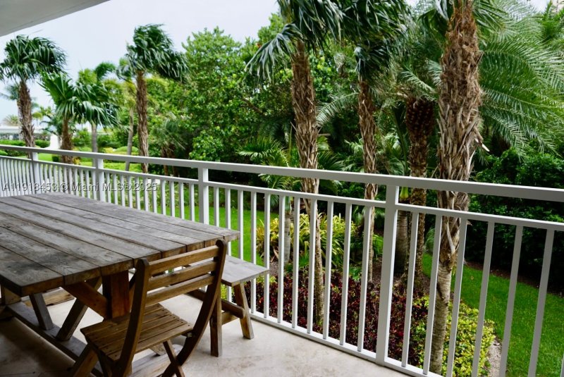 Comprar apartamento en Sands of Key Biscayne 2L