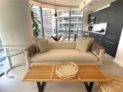 Comprar apartamento no Brickell Heights West 3001