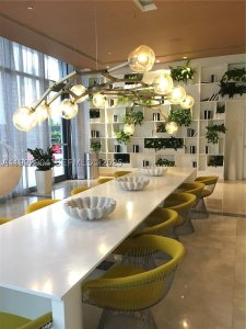 Comprar apartamento no Brickell Heights West 3001