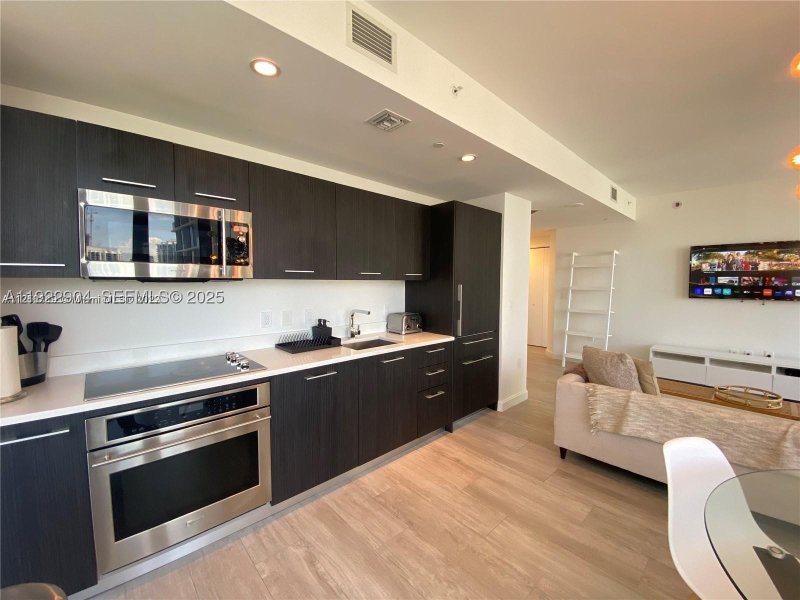 Comprar apartamento en Brickell Heights West 3001