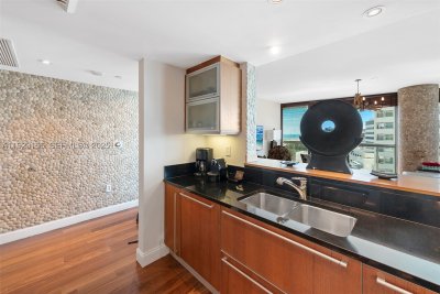 Setai Apt #1706