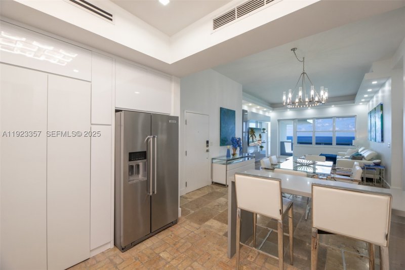 Apartment for rent at Sea Air Towers PH02