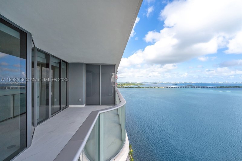 Condo for sale at Aria Reserve Miami 2003
