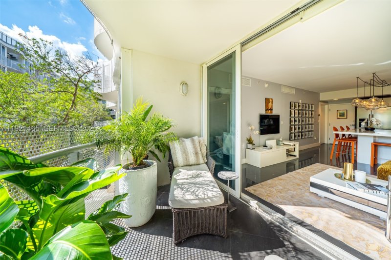 Condo for sale at Artepark North 205